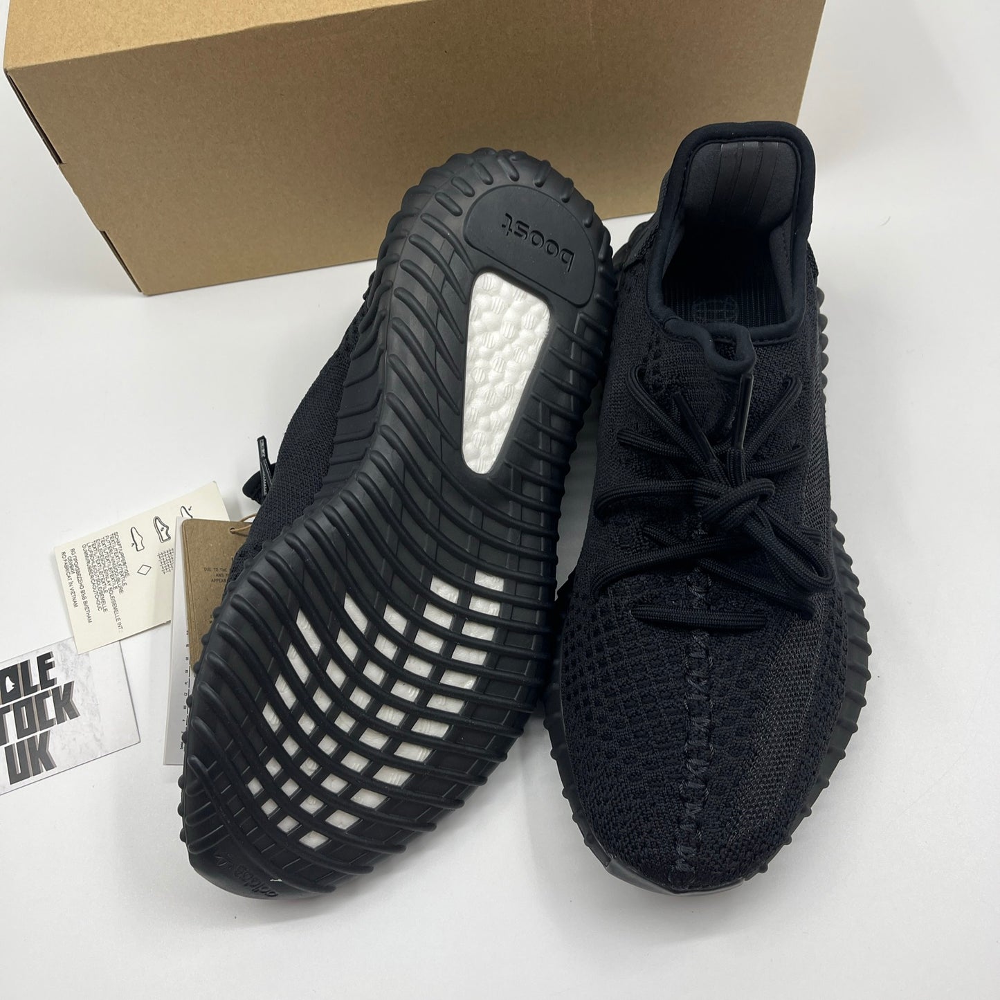 Adidas Yeezy Boost 350 V2 Onyx Black
