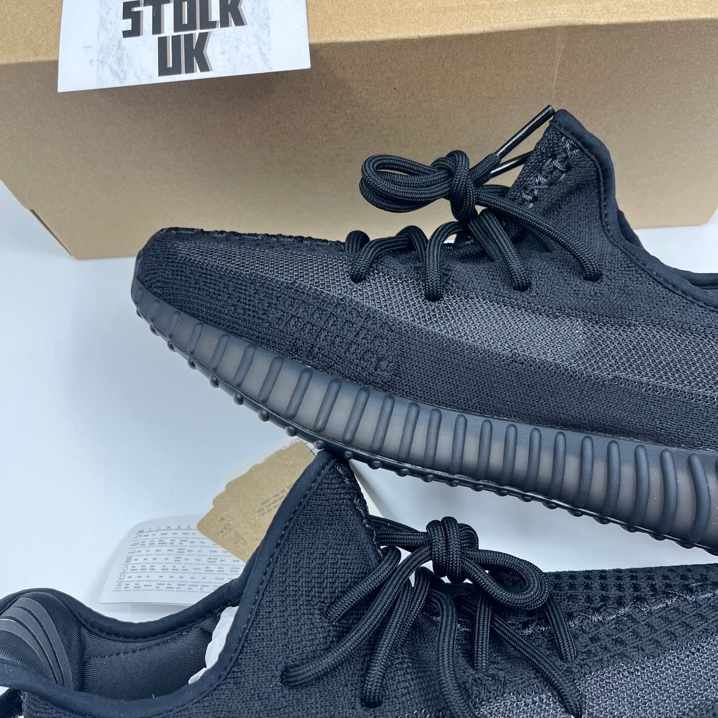 Adidas Yeezy Boost 350 V2 Onyx Black