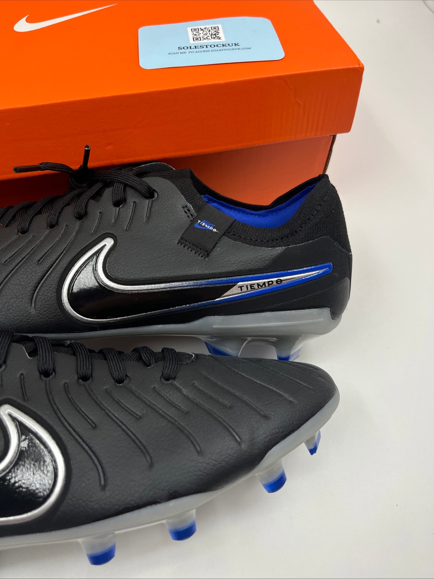 Nike Tiempo Legend 10 Pro FG Black Chrome Hyper Royal DV4333-040