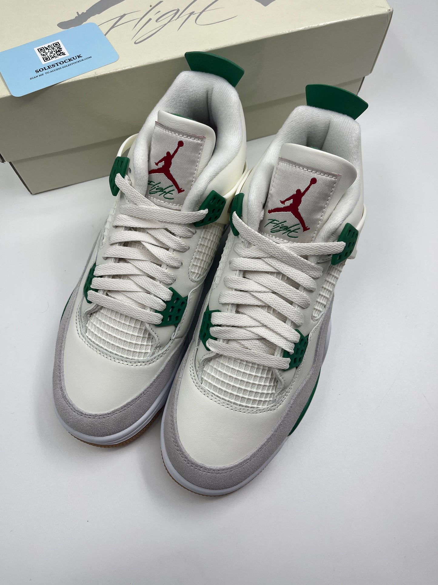 Nike Air Jordan 4 SB “Pine Green”