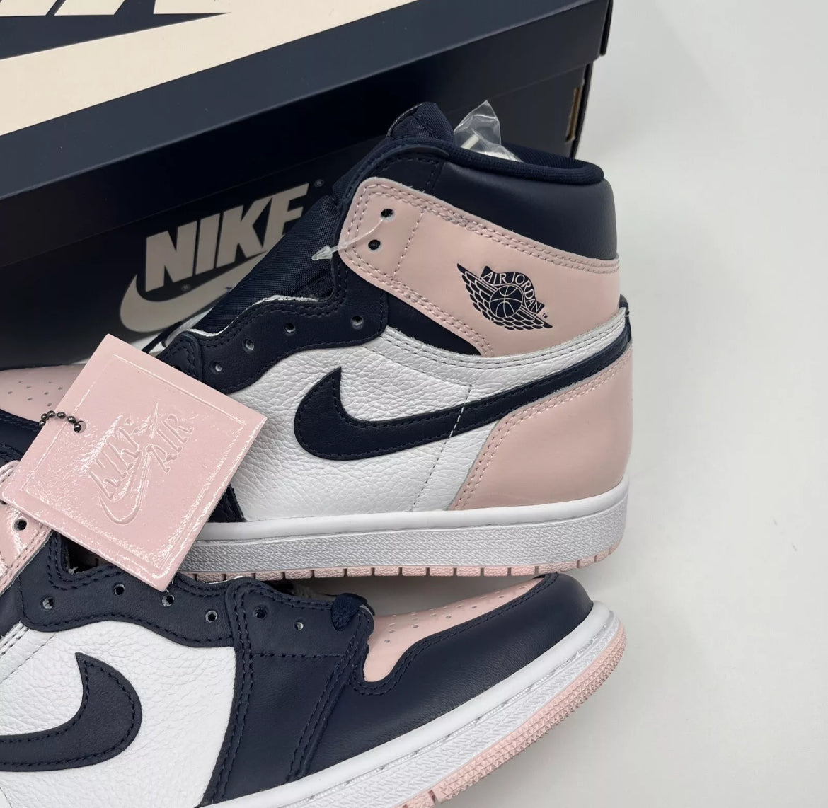 Jordan 1 Retro High OG Atmosphere Bubblegum