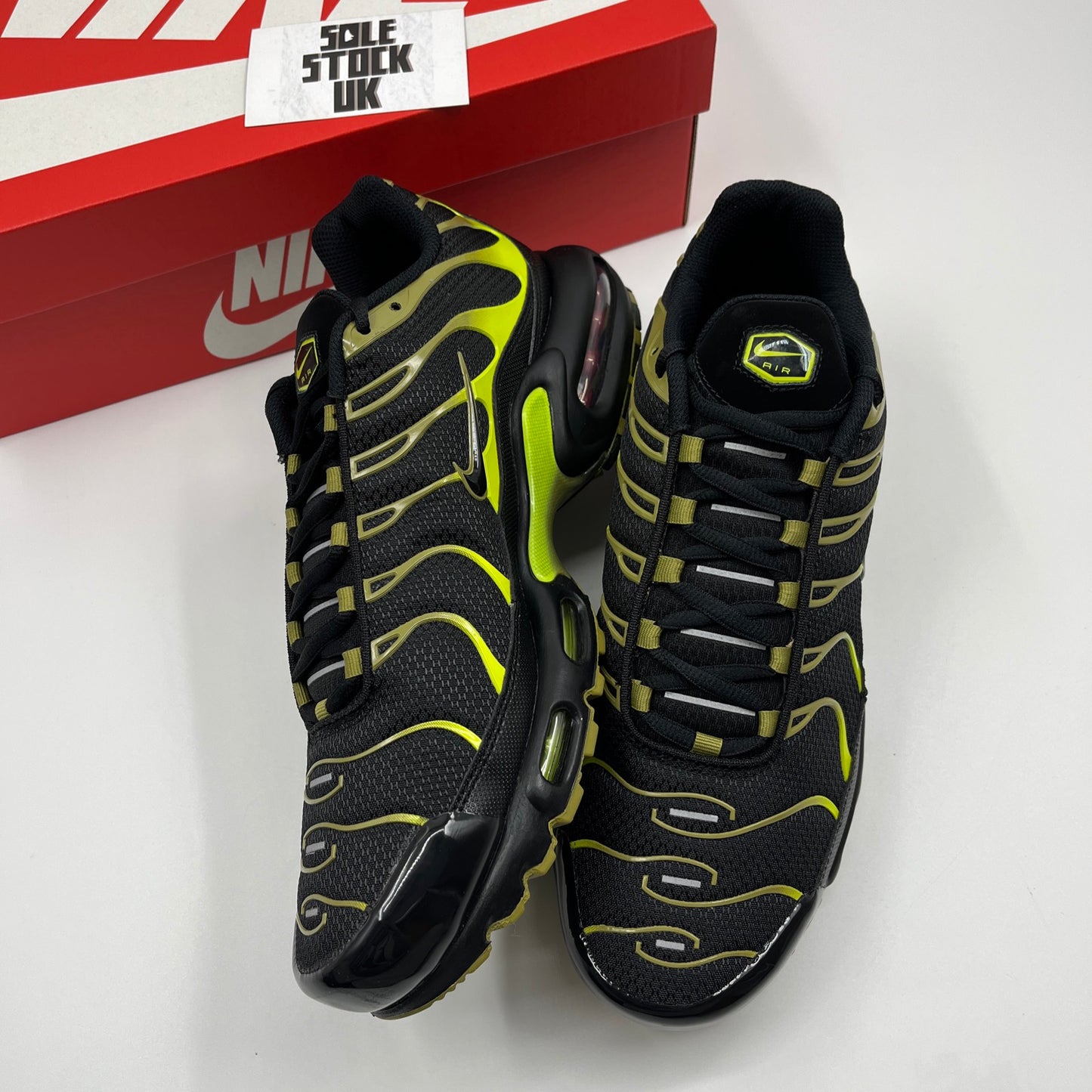 Nike air max plus TN “pacific moss”