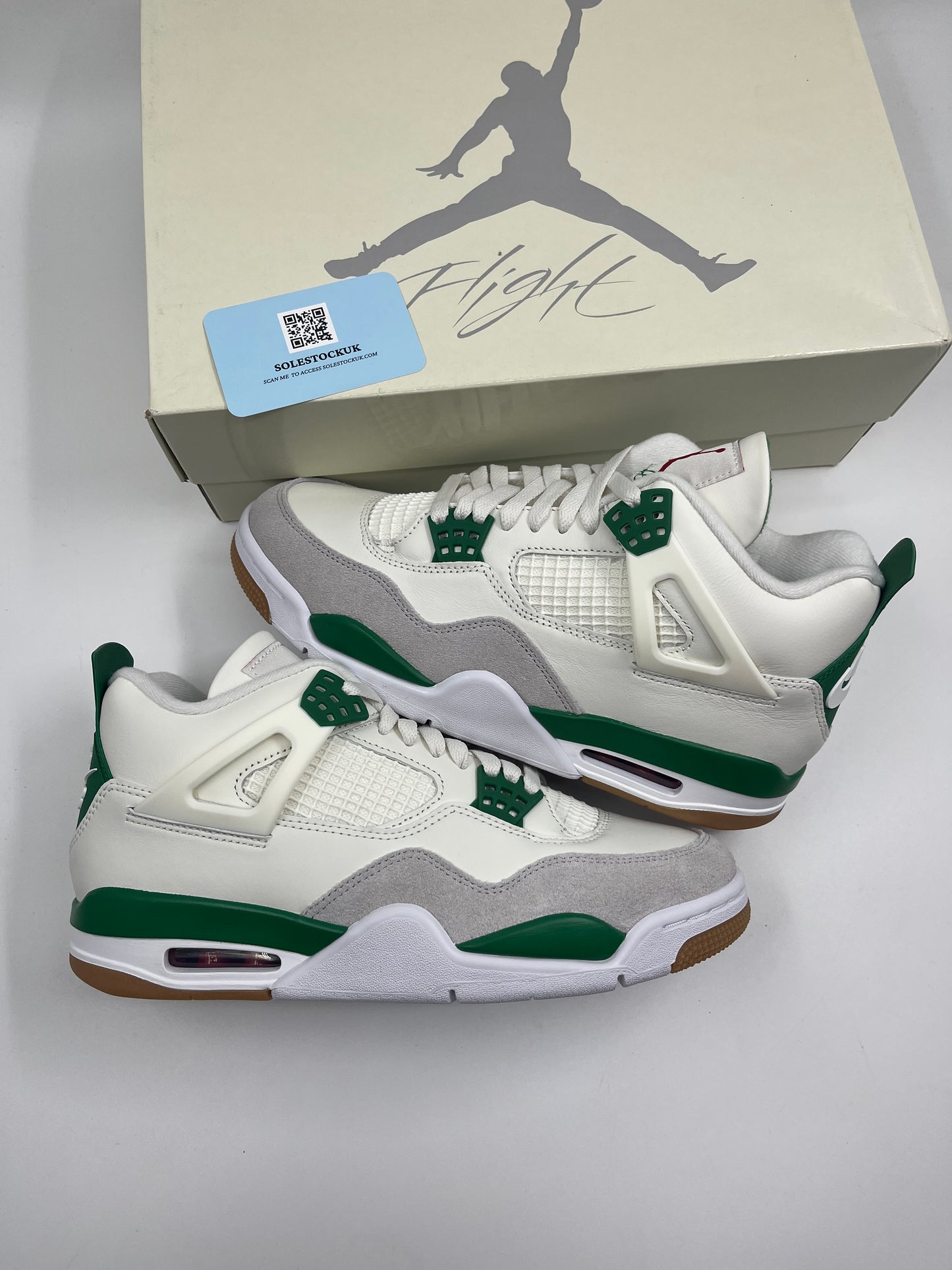 Nike Air Jordan 4 SB “Pine Green”
