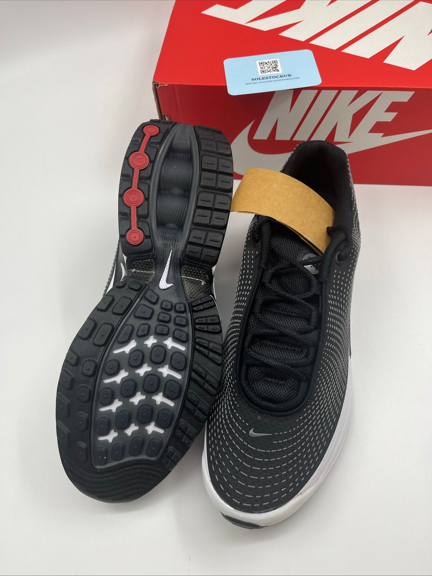 Nike Air Max DN Men’s Trainers Black White