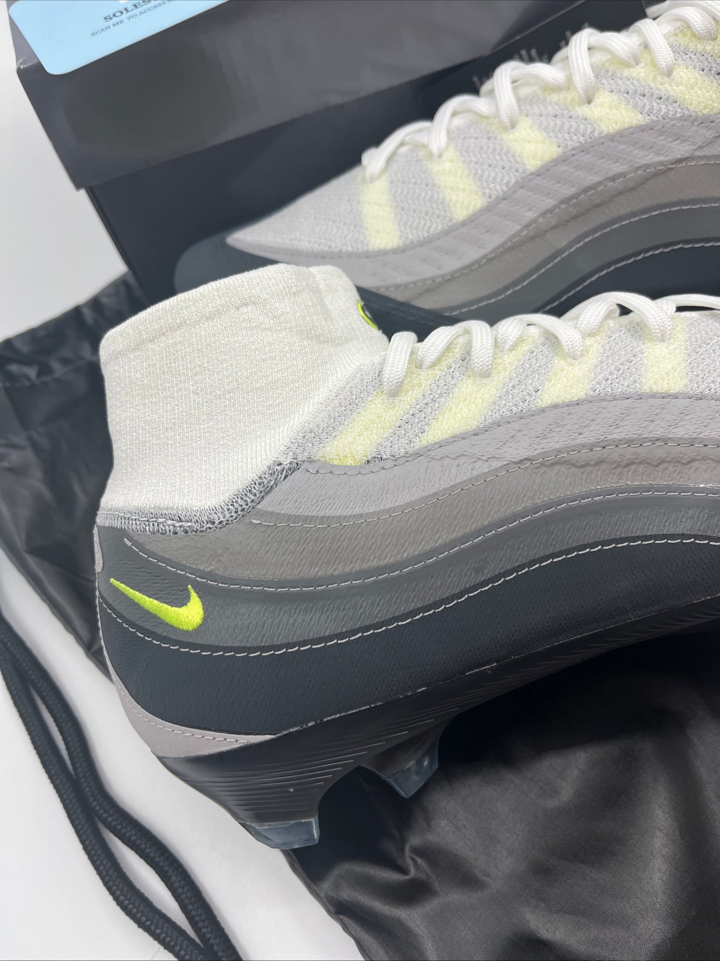 Nike Mercurial Superfly 10 Elite x Air Max 95 SE  HV9916-001